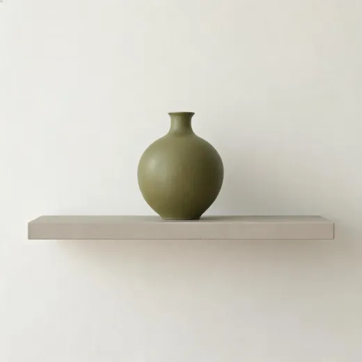 Ceramic tabletop vase